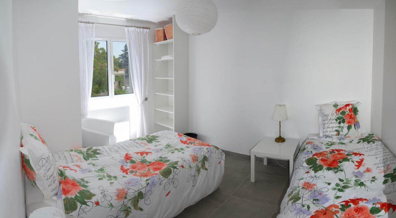 La Marina Villa Chassieu Bagian luar foto